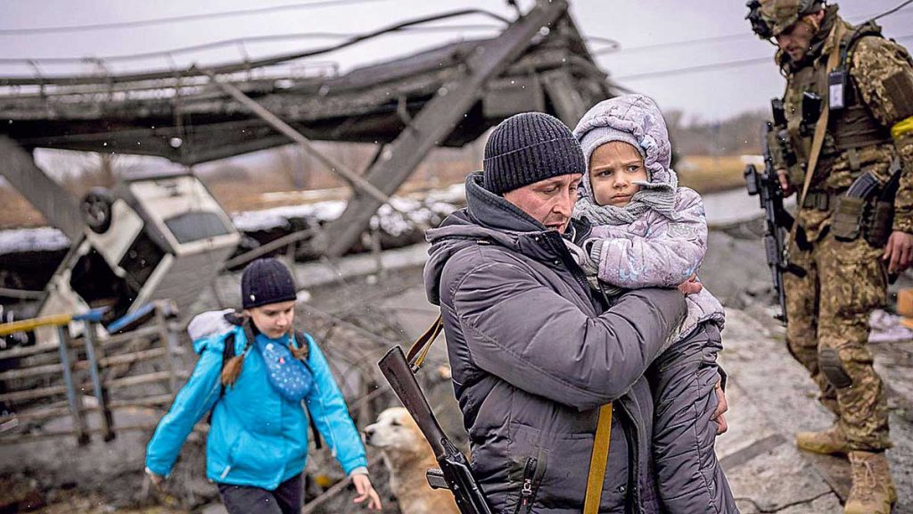 Russian journalist sells Nobel medal to help war-displaced Ukrainian children